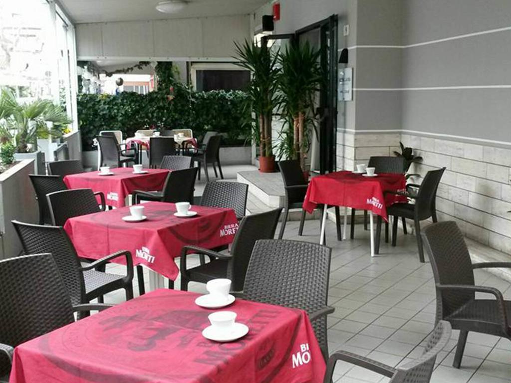 Hotel Laura Rimini Exterior foto