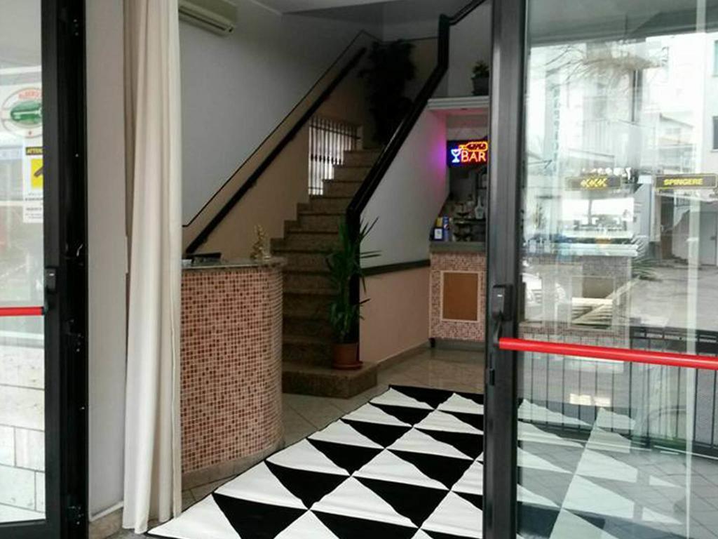 Hotel Laura Rimini Exterior foto