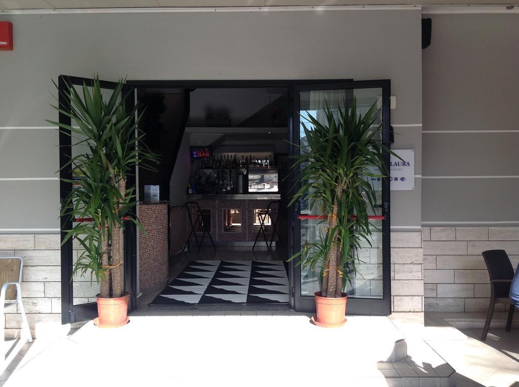 Hotel Laura Rimini Exterior foto
